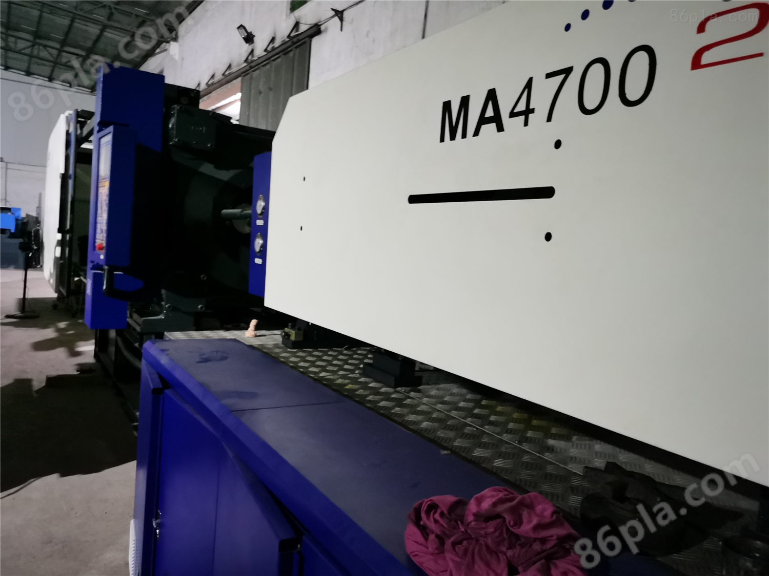 海天注塑机：470吨天隆二代伺服注塑机